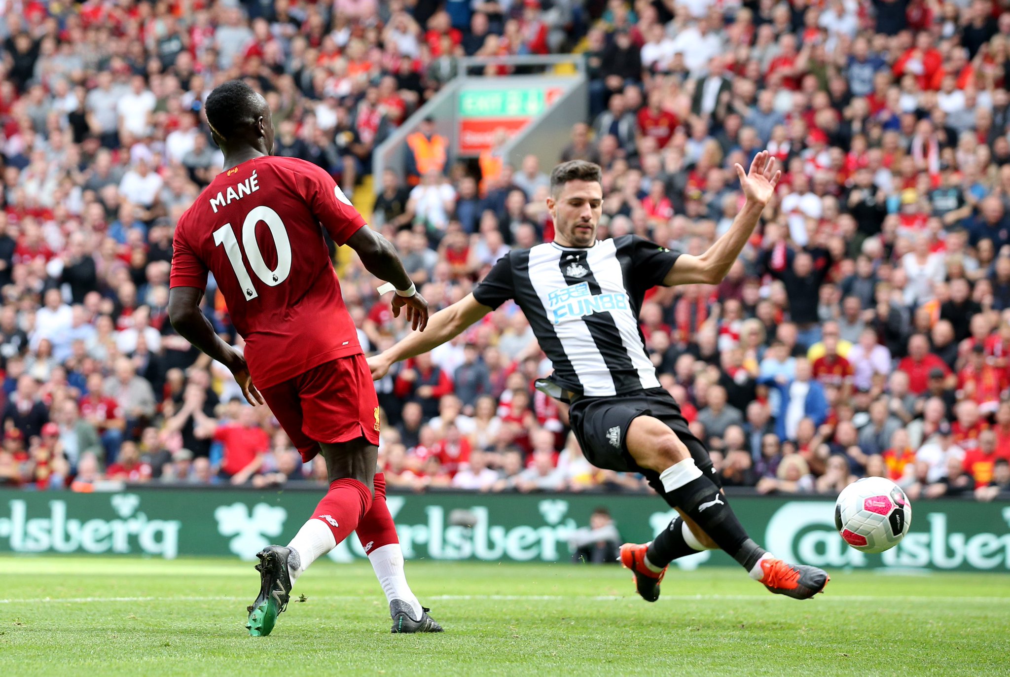 仅有助于球 仅有助于球